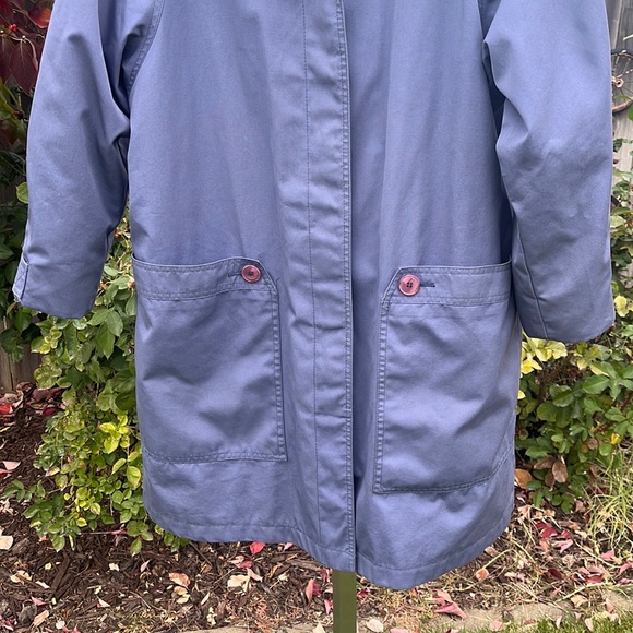 VTG Essential London Fog Blue / Lined  Polyester Coat Sz 10 Reg - Picture 3 of 15